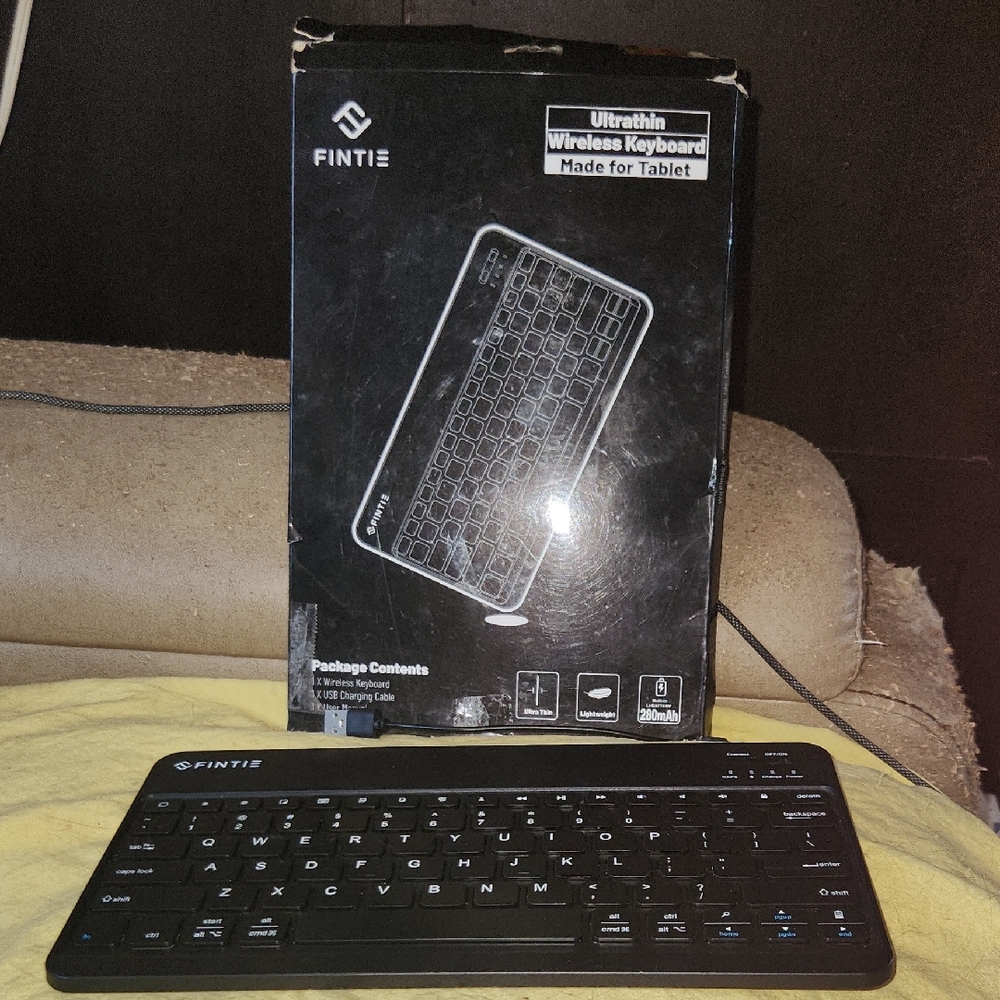 Fintie Black Wireless Tablet Keyboard